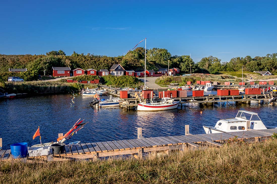 Boderne er et hyggelig fiskeleje på Bornholms sydkyst