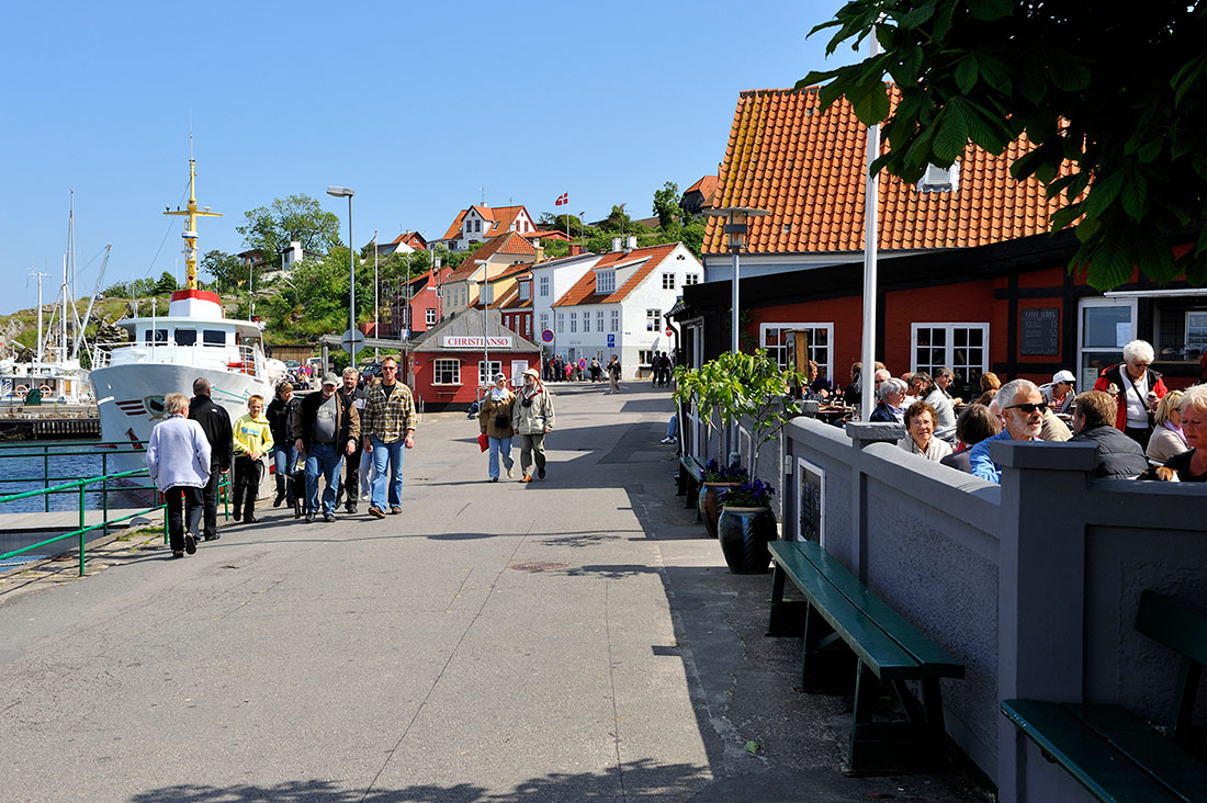 Gudhjem ved havnen