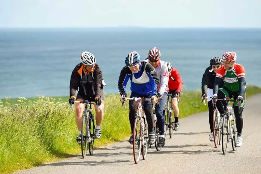 Der er sjove cykelbakker ved Gudhjem