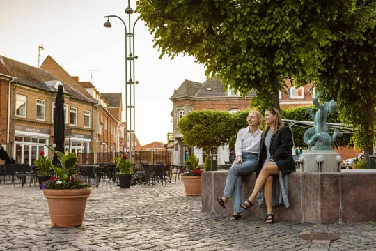 Nyd stemningen på Nexø Torv